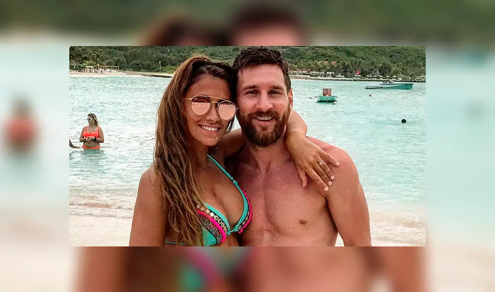 Antonella Roccuzzo seduce con atrevido vestido en desfile de modas [VIDEO]