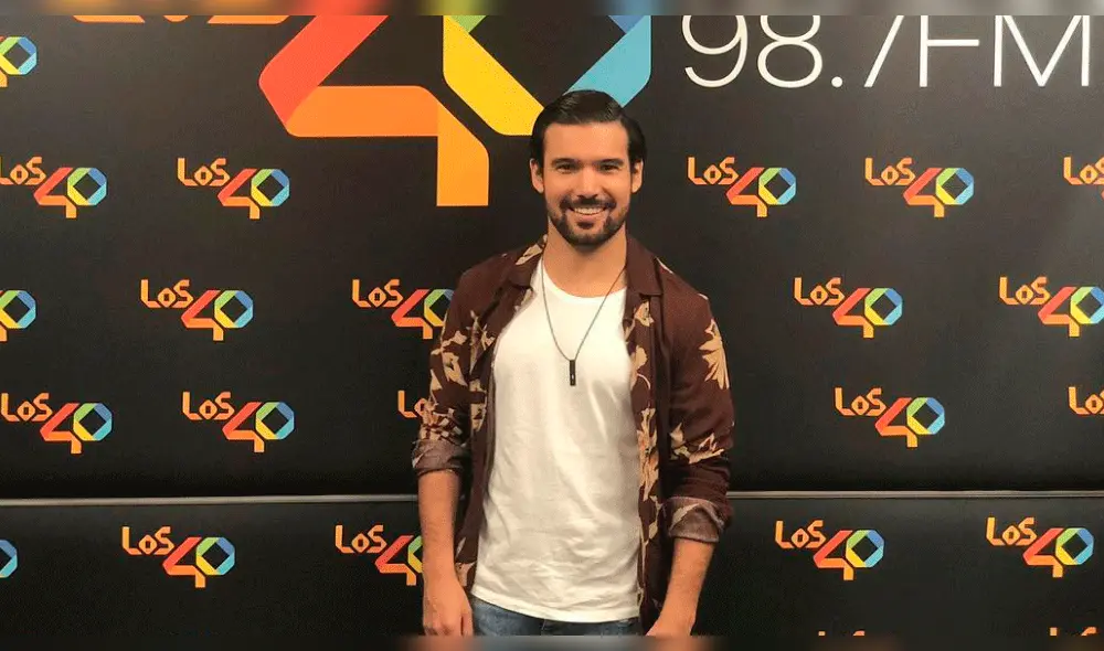 Ezio Oliva sorprende a novia en plena boda