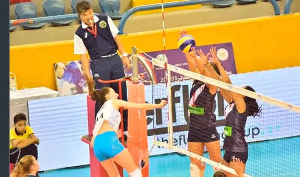 Perú derrotó a Argentina y se mete a los cuartos de final del Mundial de Voley Sub-18. Perú derrotó a Argentina y se mete a los cuartos de final del Mundial de Voley Sub-18.