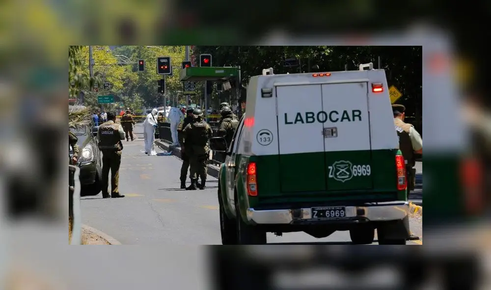 Chile: Impactantes imágenes del atentado en paradero de bus del Transantiago
