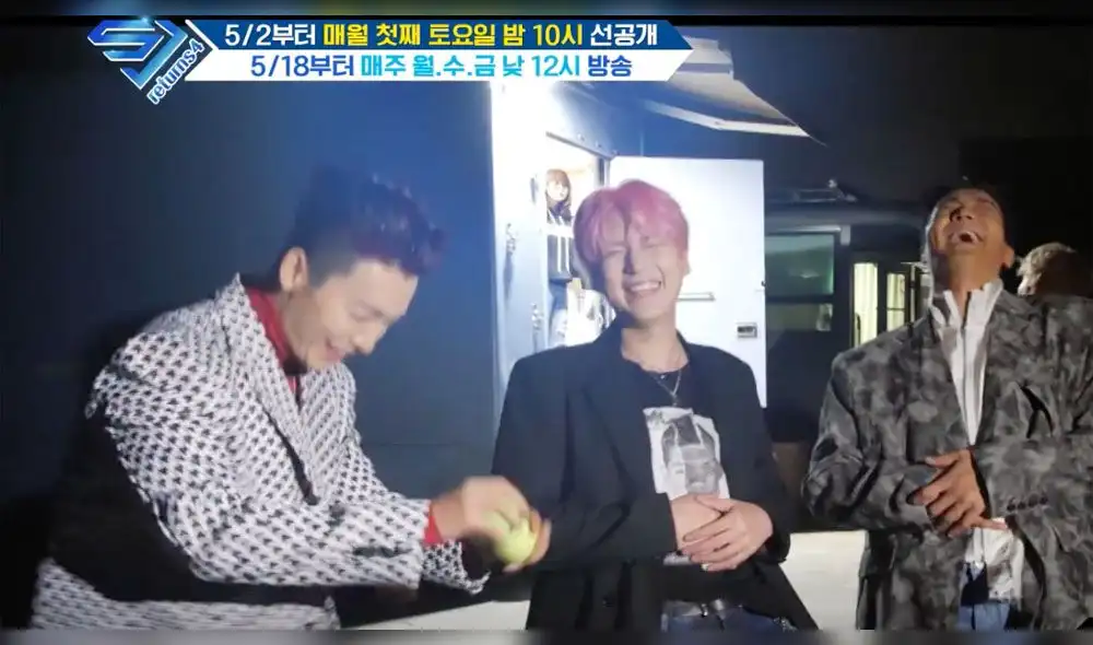 Deslice para ver más fotos de SJ RETURNS 4 de SUPER JUNIOR. Deslice para ver más fotos de SJ RETURNS 4 de SUPER JUNIOR.