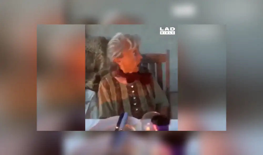 Facebook viral: Muestra su cuerpo lleno de tatuajes y su abuela reacciona así [VIDEO] 