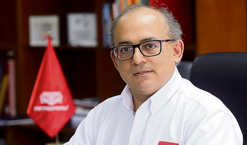 Se reafirma. Según Guevara, la nueva refinería de Talara se financia con recursos de Petroperú.