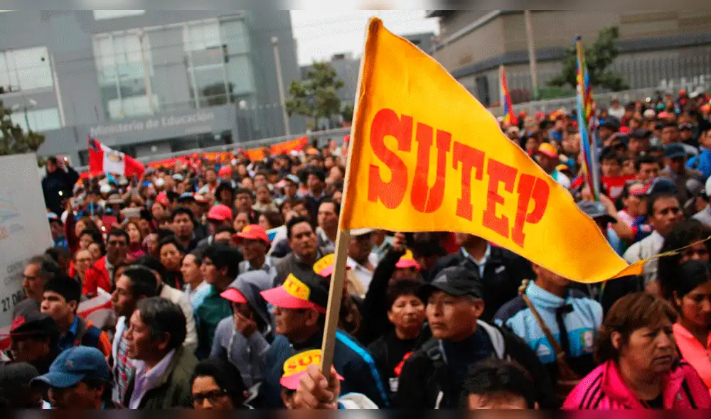 Grados: "El acuerdo con los maestros, aunque le falta la firma, tiene validez jurídica"