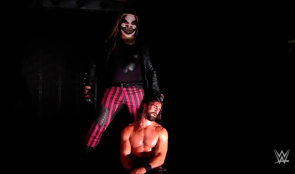 Bray Wyatt, en su nuevo personaje de The Find, apareció en el final de Clash of Champions 2019 para atacar a Seth Rollins. | Foto: @WWE Bray Wyatt, en su nuevo personaje de The Find, apareció en el final de Clash of Champions 2019 para atacar a Seth Rollins. | Foto: @WWE