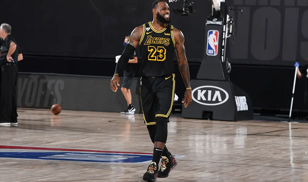 Lakers vencieron 117-109 a los Rockets en el juego 2. (FOTO: AFP).