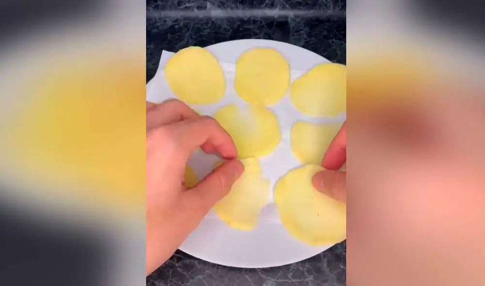 Desliza las imágenes para conocer un poco más sobre la preparación de estas papitas fritas saludables. Foto: captura de TikTok/@joseehidalgoi
