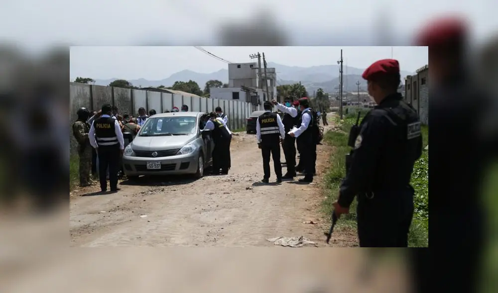 Sospechosos en crimen de joven participaron en reconstrucción de crimen. (Foto: Mauricio Malca / La República) Sospechosos en crimen de joven participaron en reconstrucción de crimen. (Foto: Mauricio Malca / La República)