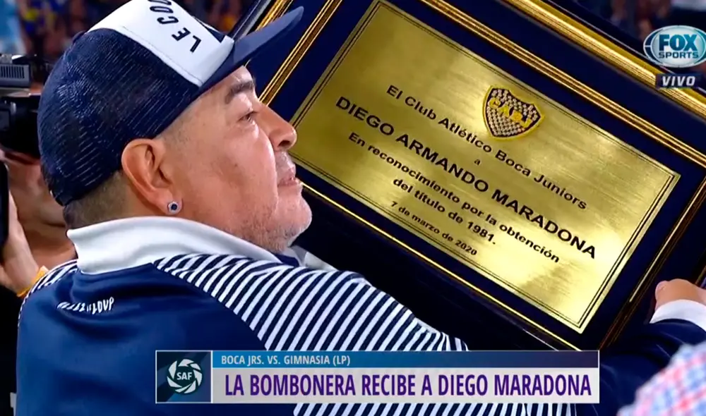 Diego Maradona pisó La Bombonera minutos antes de que empiece el partido. Foto: Captura Diego Maradona pisó La Bombonera minutos antes de que empiece el partido. Foto: Captura