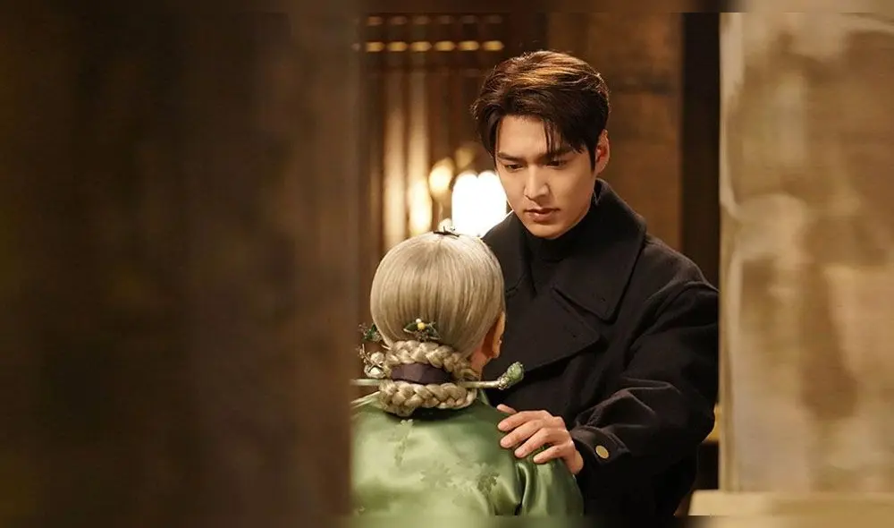 Desliza para ver más fotos del dorama The king eternal monarch de Netflix.