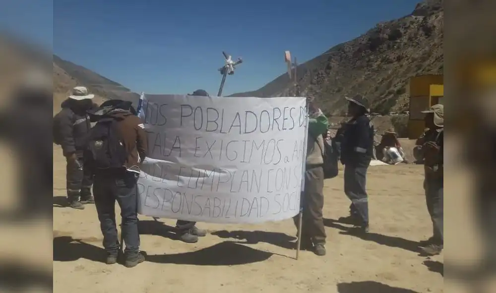 Comunidad reclama a Quellaveco por contaminación por polvos en Moquegua. Comunidad reclama a Quellaveco por contaminación por polvos en Moquegua.