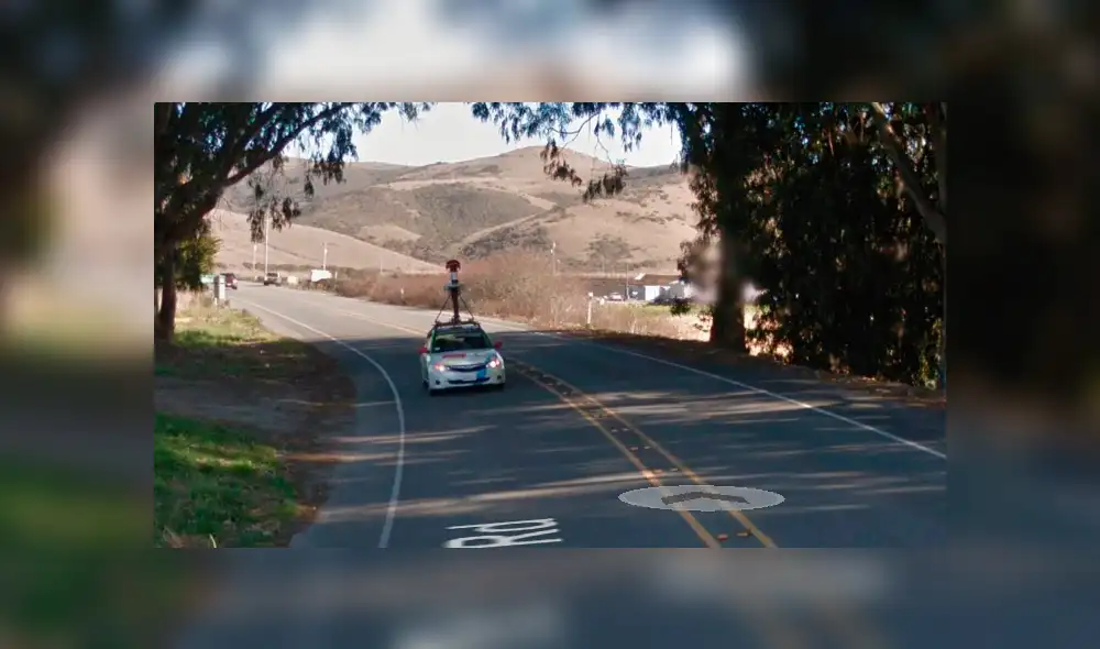 Google Maps: dos autos de Street View se encuentran en el camino, pero sucede lo inesperado [FOTOS]