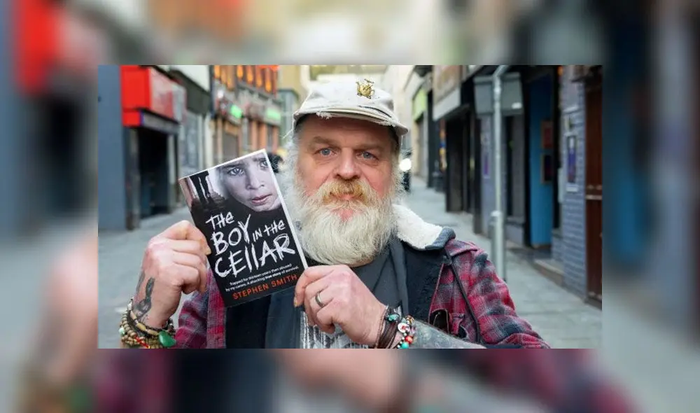 Stephen Smith escribió un libro donde cuenta todas sus terribles experiencias con el fin de ayudar a otros sobreviviente como él.