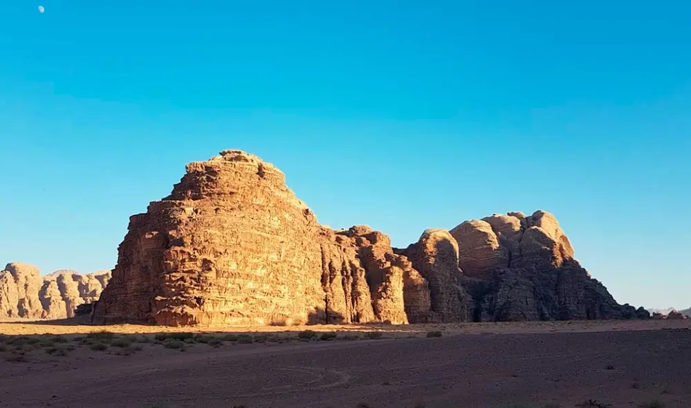 Desliza las imágenes para ver cómo luce el desierto en el que se filmó Aladdín con Will Smith. Foto: captura de Google Maps Desliza las imágenes para ver cómo luce el desierto en el que se filmó Aladdín con Will Smith. Foto: captura de Google Maps