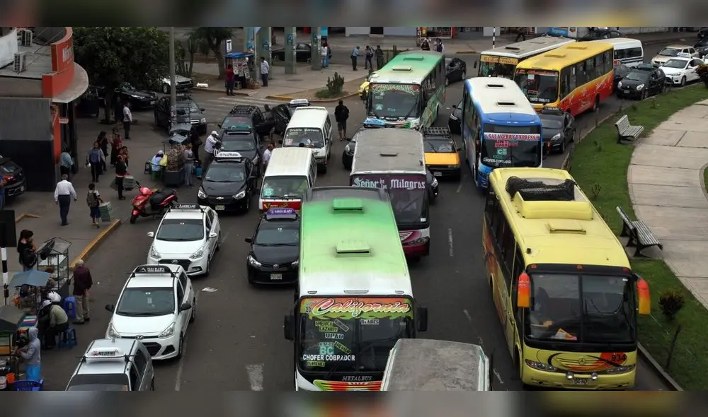 Transporte público de Trujillo serán beneficiados con el bono económico en combustible