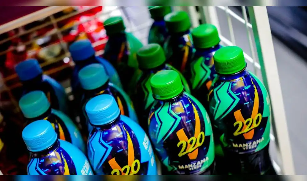 Minsa advierte que consumo de bebidas hidratantes en escolares puede causar obesidad y sobrepeso