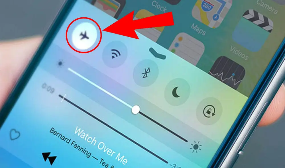 El modo avión es un tipo de ajuste presente en todos los teléfonos. Foto: composición Flaticon/Androi4all