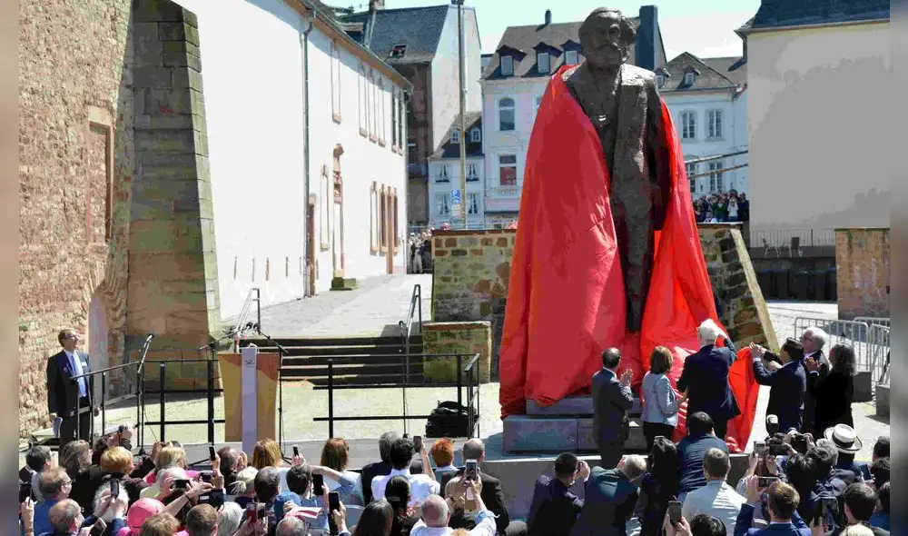 Marx, bicentenario entre la reflexión histórica y protestas Marx, bicentenario entre la reflexión histórica y protestas