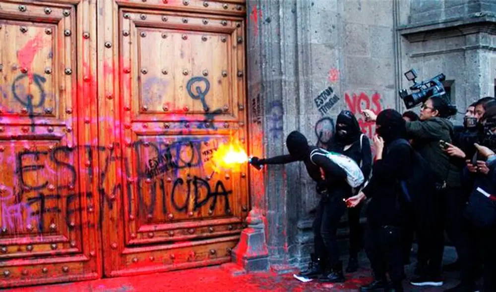 Los colectivos feministas reclaman justicia por la reciente muerte de Ingrid Escamilla. (Foto: Cuartoscuro) Los colectivos feministas reclaman justicia por la reciente muerte de Ingrid Escamilla. (Foto: Cuartoscuro)