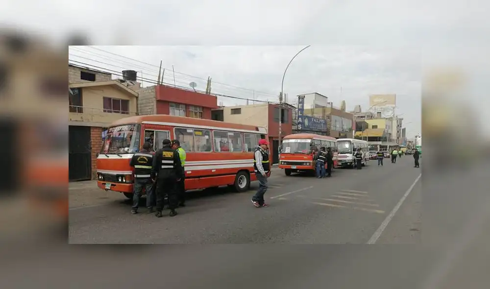 Combis antiguas en Tacna Combis antiguas en Tacna