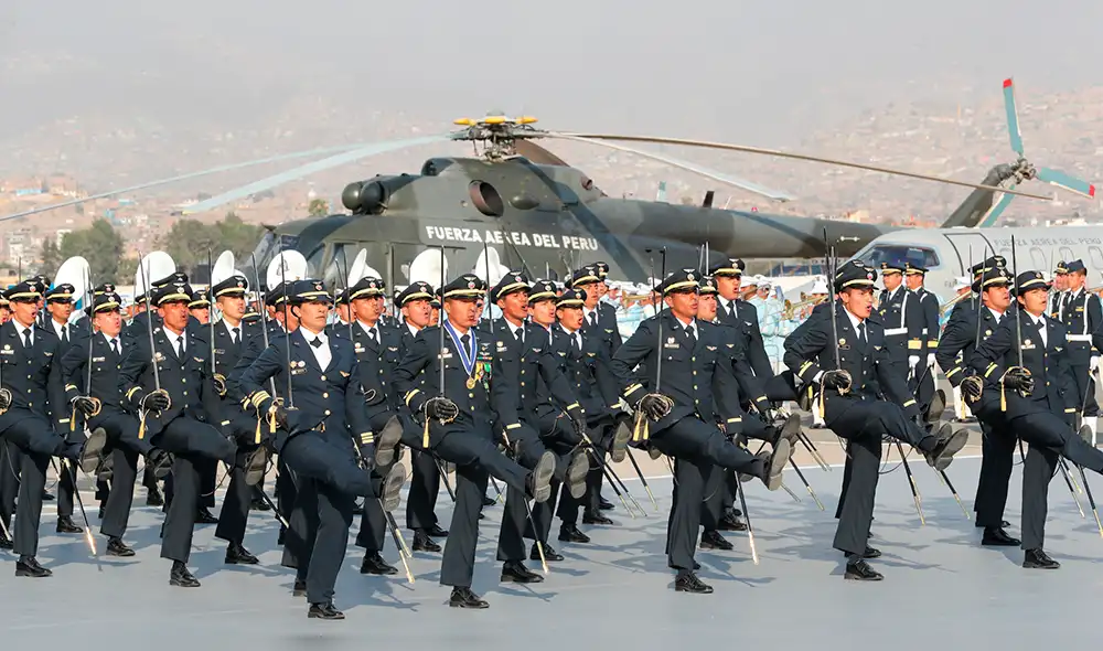 Vizcarra tomó juramento a 79 nuevos oficiales de la Fuerza Aérea [VIDEO]