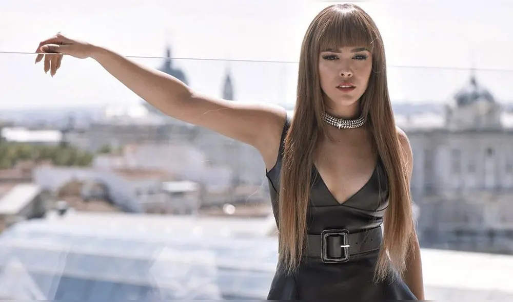 Danna Paola recibe críticas por hablar como española Danna Paola recibe críticas por hablar como española