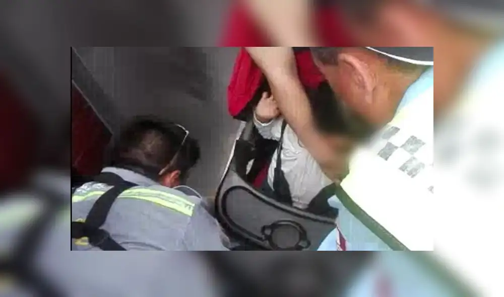 La menor fue trasladada hacia un centro médico para descartar fracturas.