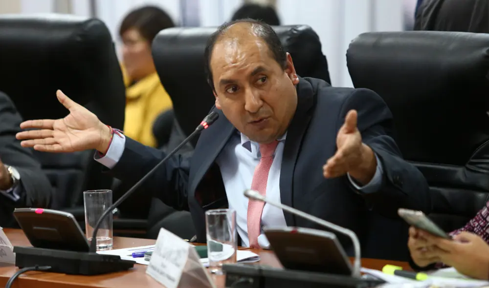 Richard Arce señaló que en el transcurso del lunes 16 le harán llegar una carta a Janet Sánchez. Foto: La República.