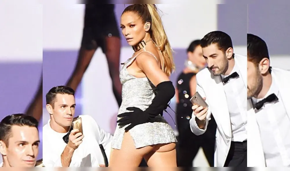 Jennifer Lopez deja ver su trasero en sensual foto íntima con Alex Rodriguez