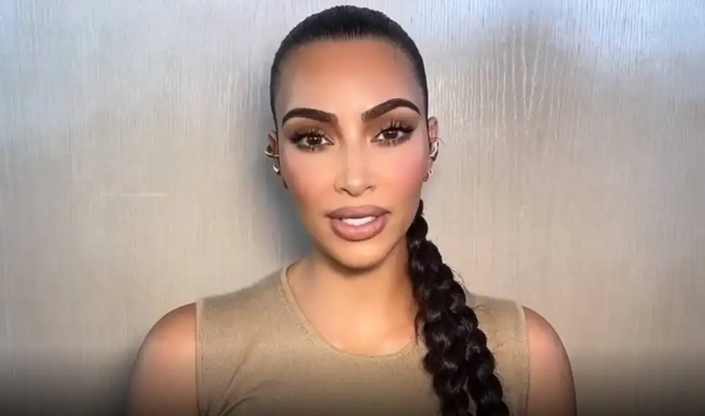 Kim Kardashian dona $ 1 000 000 para ayudar a Armenia en su conflicto con Azerbaiyán video