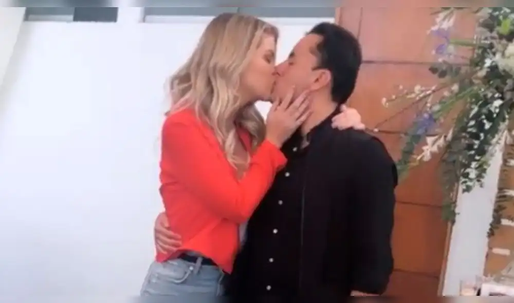 Brunella celebra cumpleaños de Richard Acuña al ritmo de Josimar