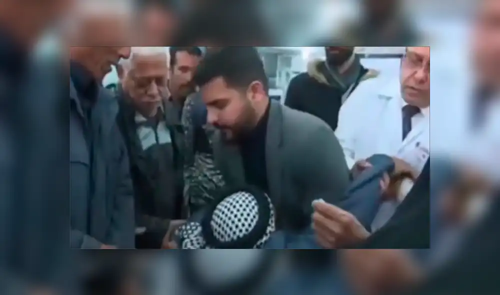 Hombre muere de un infarto mientras reclamaba por el pésimo servicio de salud [VIDEO] 