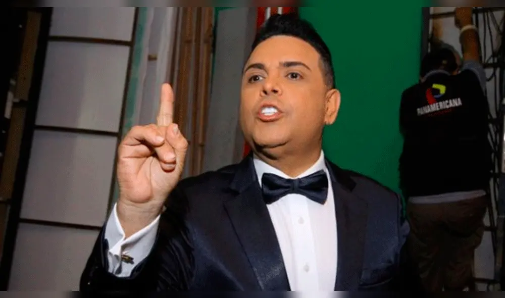 Critican a Andrés Hurtado por exponer a estudiantes de Telesup en su programa de TV