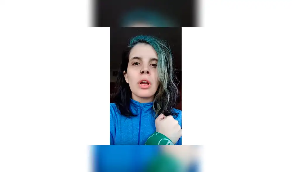 Joven es criticada en Argentina por versión feminista del Himno Nacional. Foto: Youtube/Captura Joven es criticada en Argentina por versión feminista del Himno Nacional. Foto: Youtube/Captura