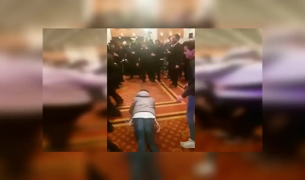 Facebook viral: joven hace pasar borrornoso momento a invitados de fiesta judía [VIDEO]