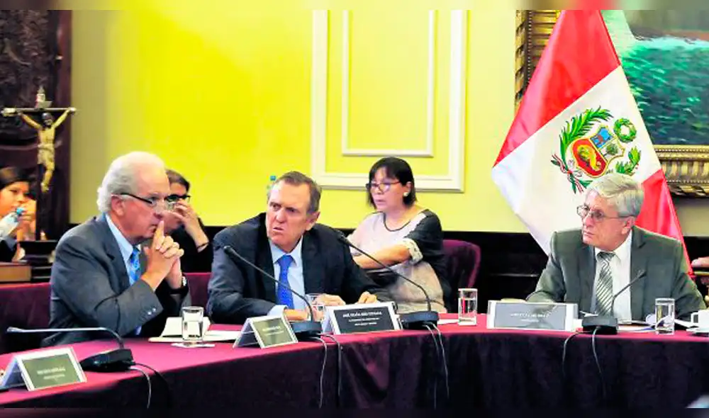 Consorcios cedieron 15 millones de dólares para Alejandro Toledo