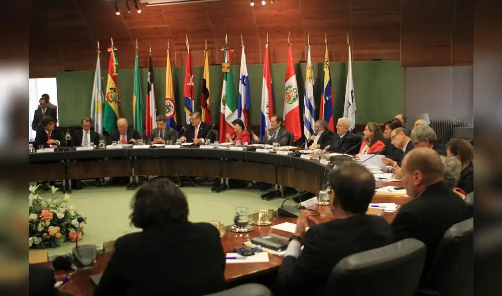 Perú, la tercera economía que más crecerá en AL