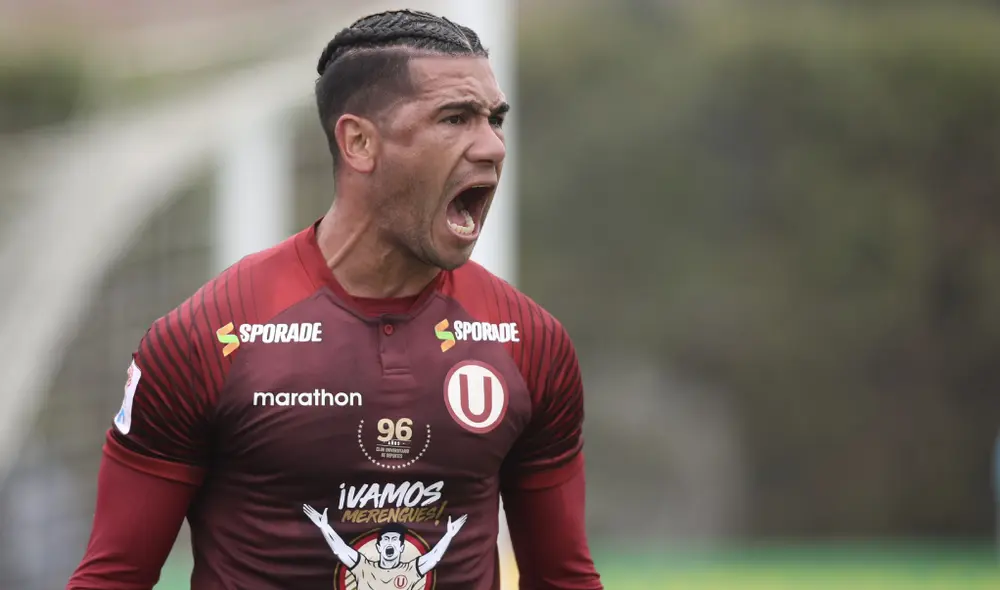 Dos Santos anotó el primer tanto para Universitario. (Créditos: Liga 1)