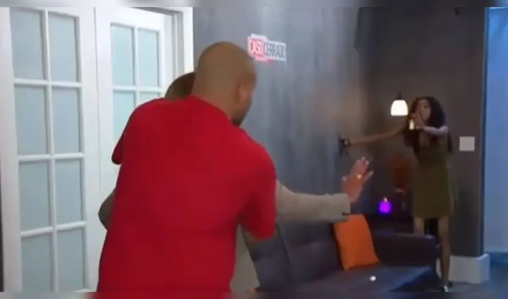 Doctora Polo vive terrible momento tras ser tomada de rehén en su regreso a Telemundo