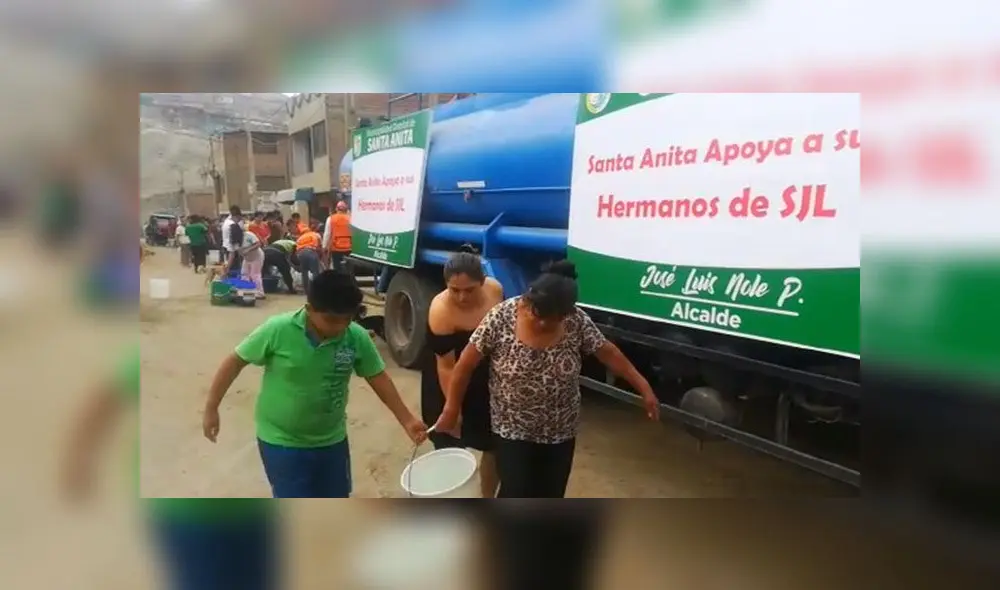 Santa Anita: reparten más de 14 mil galones de agua potable a damnificados de SJL [FOTOS Y VIDEO]