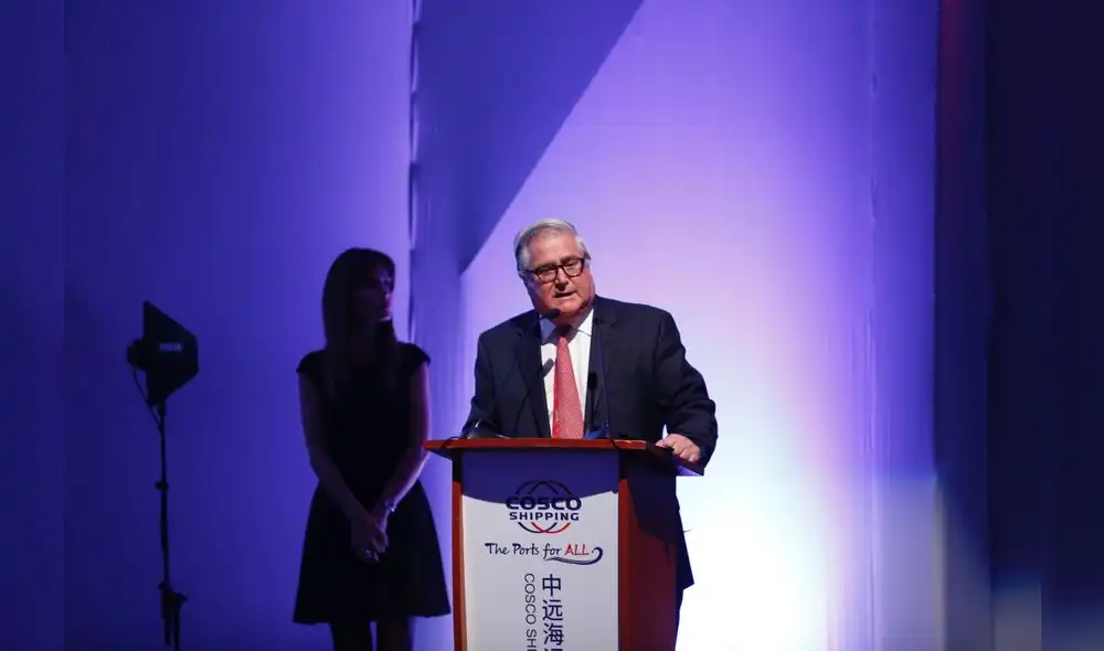 Volcan firmó acuerdo con empresa china para el puerto de Chancay