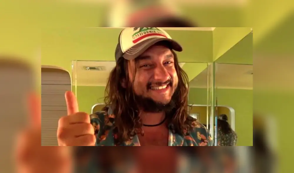 Video es viral en Facebook. El youtuber Dross sorprendió a todos al revelar ser fanático de ‘El Bananero’ y lo felicitó por sus 10 años en YouTube. Foto: Captura.