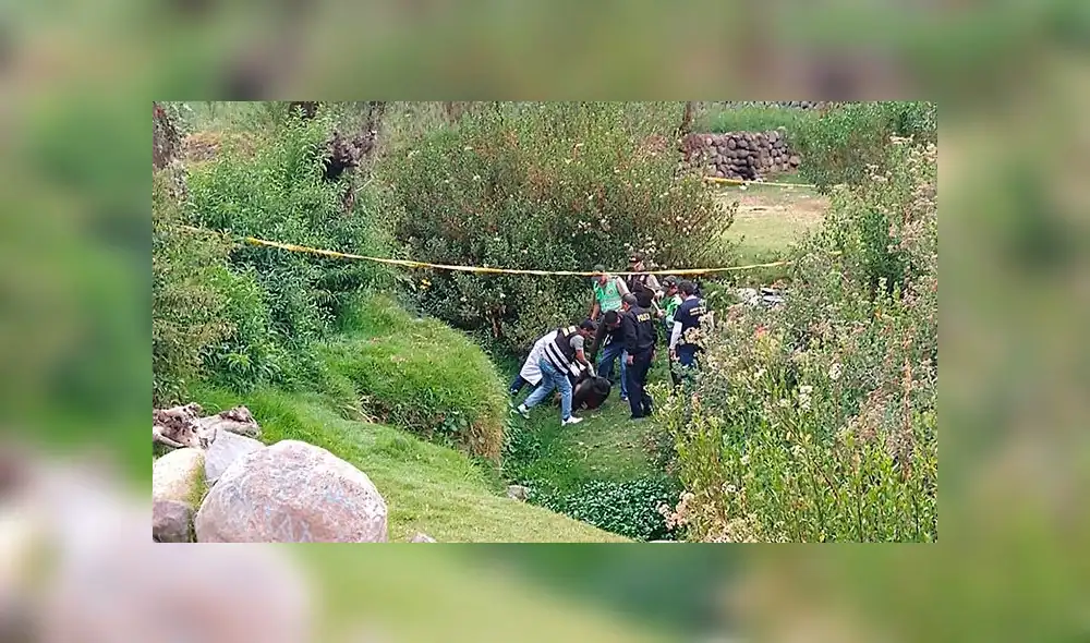 Dos mujeres divisaron el cuerpo que estaba en un ojo de agua en Yumina. Dos mujeres divisaron el cuerpo que estaba en un ojo de agua en Yumina.