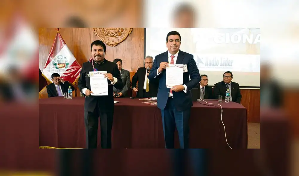 Candidatos de Arequipa venden humo con algunas propuestas Candidatos de Arequipa venden humo con algunas propuestas