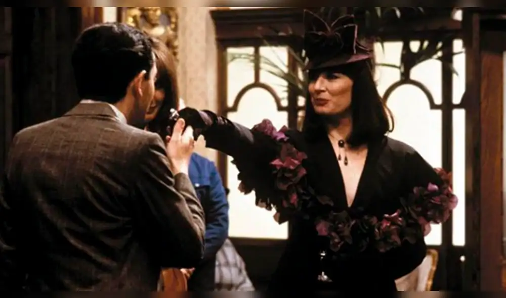 Anjelica Huston impacta con fuerte mensaje contra uso de pieles de animales 