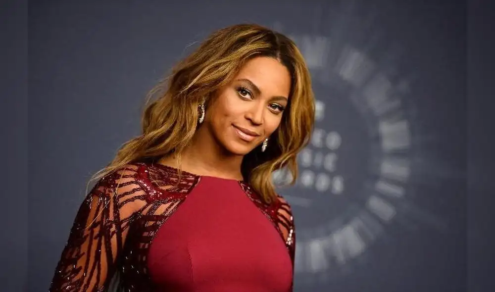 Taylor Swift es la cantante femenina mejor pagada del mundo según Forbes [FOTOS]