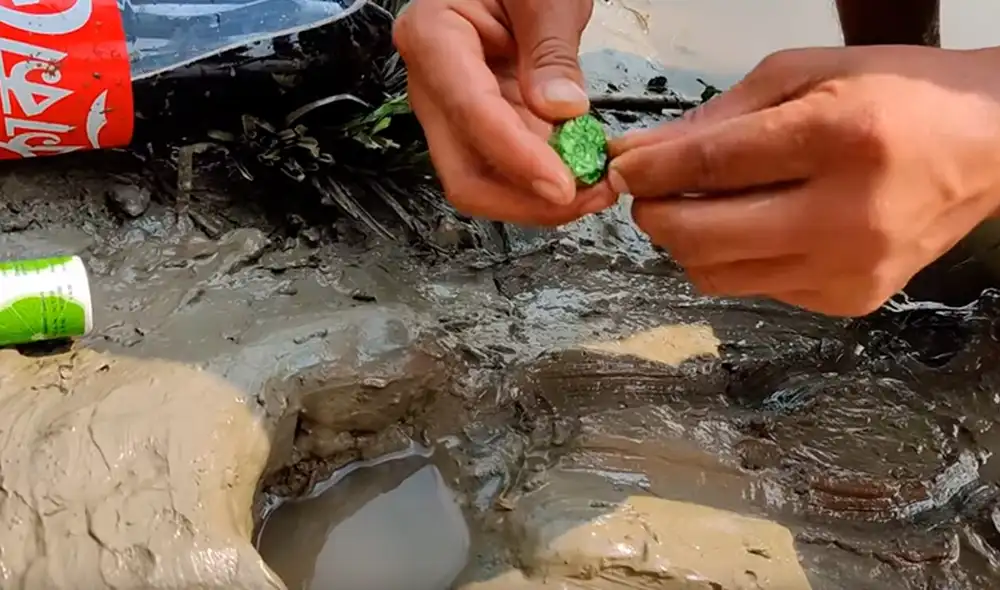 Desliza hacia la izquierda para ver las imágenes del video viral. Foto: captura de YouTube.