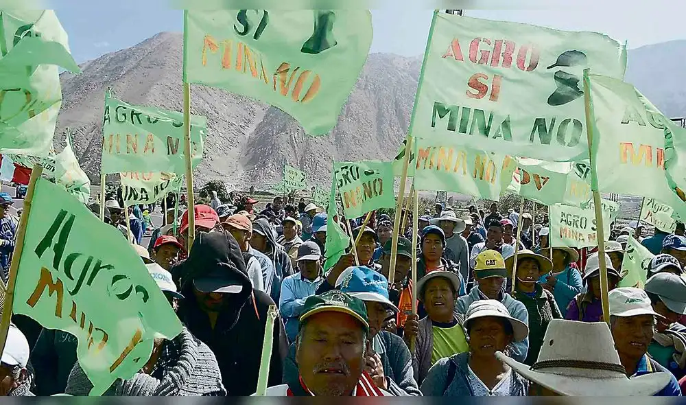 Sin liderazgos. Parte de la provincia de Islay atraviesa un paro indefinido contra el proyecto Tía María desde el 15 de julio. Sin liderazgos. Parte de la provincia de Islay atraviesa un paro indefinido contra el proyecto Tía María desde el 15 de julio.