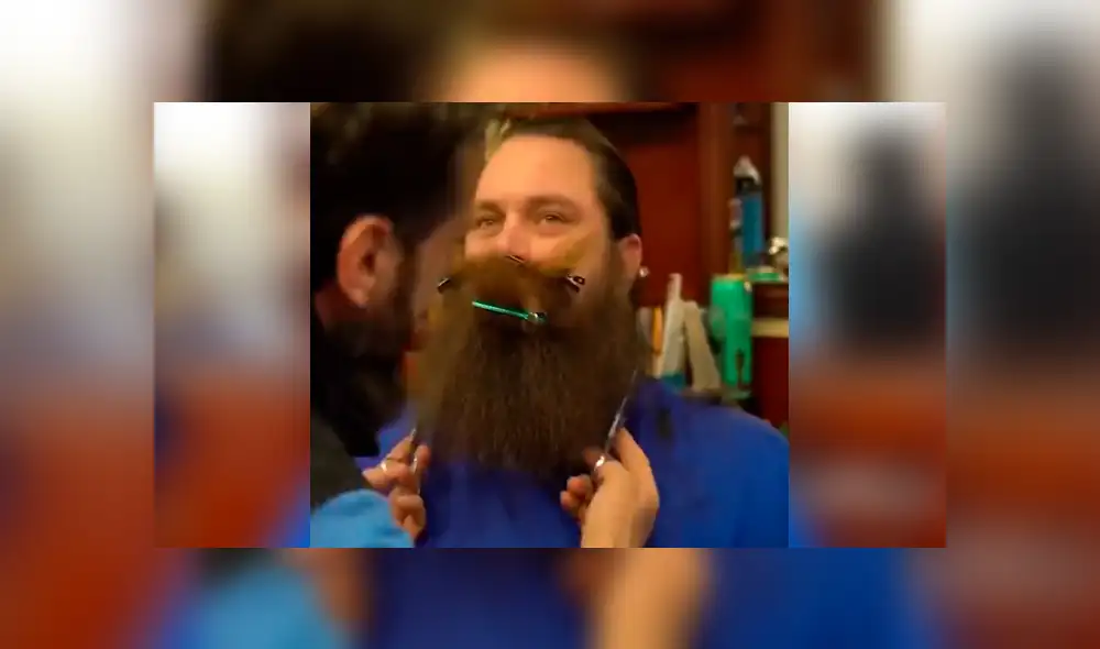 Facebook viral: ‘barber shop’ hace drástico cambio de look a hombre que no se cortaba el pelo en años [VIDEO]