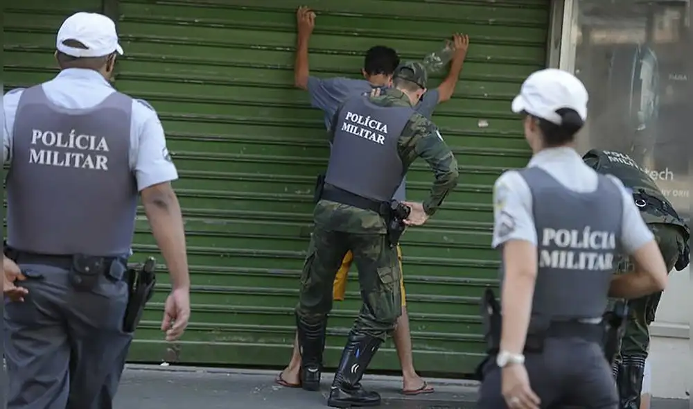 Ejército prolonga su permanencia en Espíritu Santo, estado con huelga policial Ejército prolonga su permanencia en Espíritu Santo, estado con huelga policial